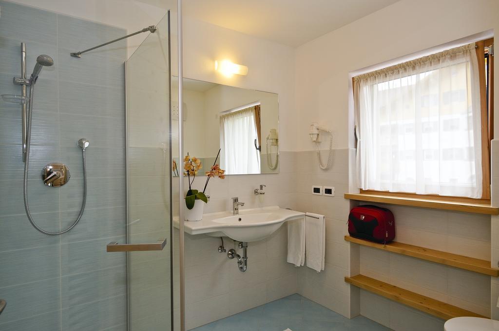 Residence Ciasa Mirasas Badia  Habitación foto